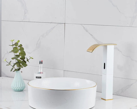 Touchless Bathroom Vessel Faucet With Motion Sensor No-Touch Hands Free Deck Mounted Water-Saving Lavatory Tap In White Gold One-Hole Bowl Sink Faucet For Vanity