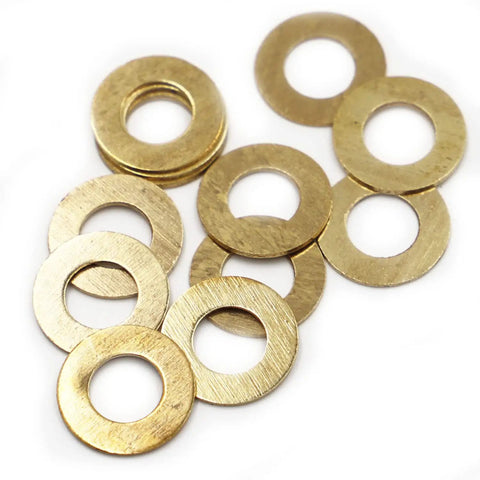 Brass Flat Washers Set 30 Pc Heavy Duty Assorted M2-M16 Hardware Kit For Plumbing Mechanical And Electrical Repairs, brass washers on white