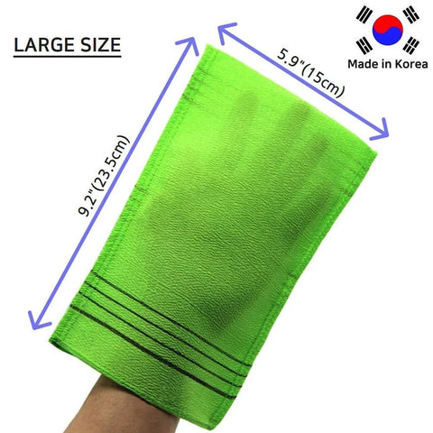 Front view: Large green exfoliating mitt for back and body, 9.2 x 5.9 inches, reusable washcloth