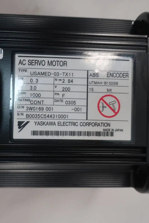 USAMED-03-TX11 Servo Motor 0.3KW 1000RPM 2.84NM 200V AC For Precision Automation CNC Machines Robotic Systems Industrial Grade Servo Motor With Boss-Level Torque And Low Inertia Motion Control, label close-up