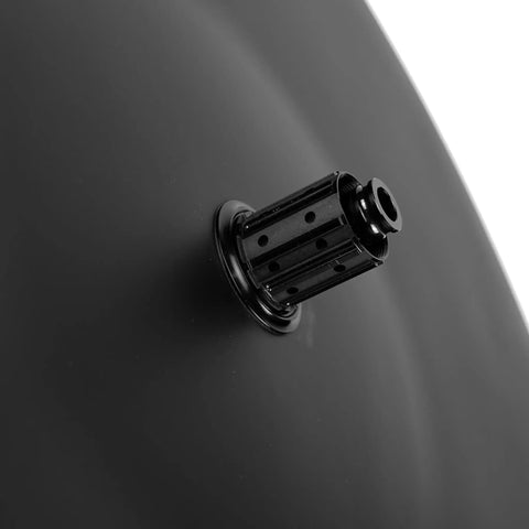 Close-up of hub on Ultra Light Full Carbon Disc Wheel 700C Tubeless Road Wheel For Rim Brakes, carbon fiber material.