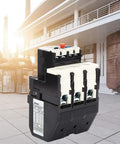 Automatic Thermal Overload Relay 37-50A, 50-60Hz, 690V, 2NO 1NC Contacts installed outdoors for industrial motor protection.