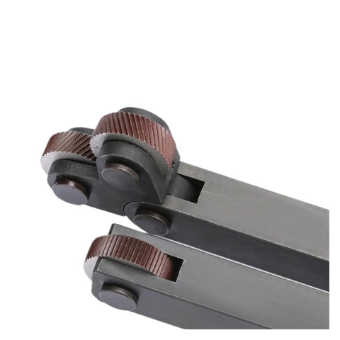 Lathe Knurling Tool Kit With Mesh Knurling Tool Holder And Straight Wheel Single Wheel Linear Pitch Knurling Set close-up view