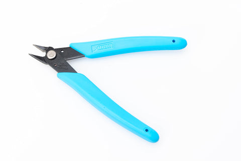 Blue cutters part of the Eagle Butt Welding Kit for Belt Splicing 120V Polyurethane Belting, non reinforced and reinforced belts shop ready kit.