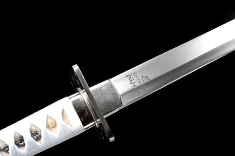Blade close-up of Beefy Full Tang Battle Ready Samurai Katana Sword With Black Finish Handmade 2960 Spring Steel Blade Real Ninja Sword.
