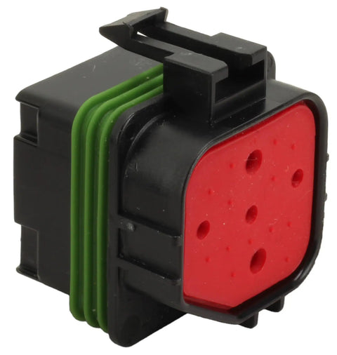 Weatherproof Automotive Relay Kit With 50 Amp Normally Open And 30 Amp Normally Closed Relays, socket close-up