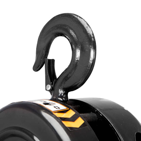 Close-up of hook on Manual Chain Block Hoist 1 Ton Capacity With 2 Heavy Duty Hooks Steel Hand Lift 8 Ft Lift Black Oxide Chains