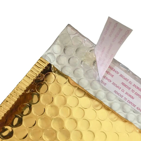 Close-up of peel and seal strip on Gold Bubble Mailer 6.25 By 9 Inch Inner Padded Envelopes Pack Of 20 Makeup And Shipping Ready To Ship