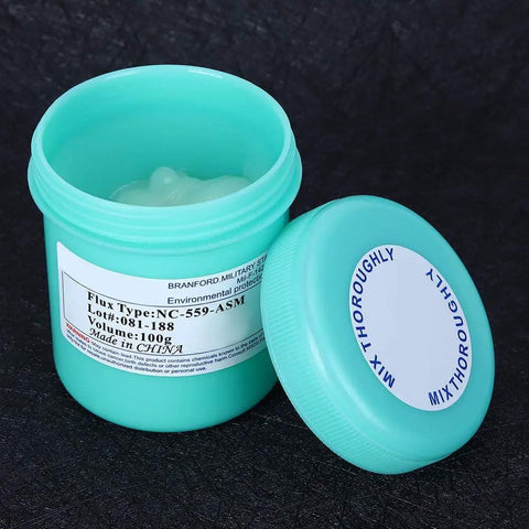 Open container of No Clean Solder Paste For Phone Repair And PCB Rework Pro Grade Tin Flux NC-559 28um Low Residue Quick Flow