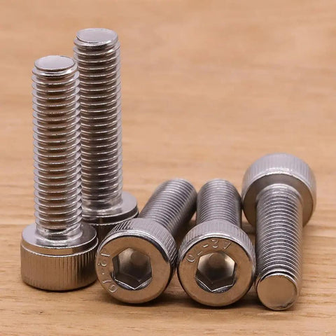 Premium Grade M3 X 16mm Socket Head Cap Screws, 18 8 Stainless Steel Heavy Duty Hardware, showing multiple fasteners on wooden surface.