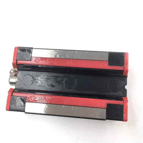 Beefy 500mm Long 25mm Linear Rail Guide Kit With HGR25 Rail And Two HGH25CAZAC Square Rail Blocks Preload Precision Heavy Load Support Ultra Smooth Glide For Precise Motion In CNC Automation And Bench Projects, single HGH25CAZAC block close-up