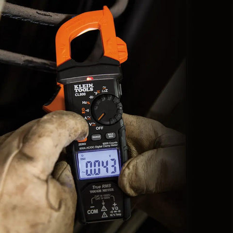 Electrician using Digital Clamp Meter With Auto Ranging TRMS, Measures AC DC Voltage And Current, LoZ Ghost Voltage