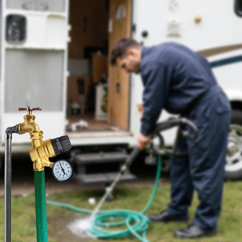 Front view of LANDNOR RV water pressure regulator valve with gauge, brass lead-free body and adjustable knob.