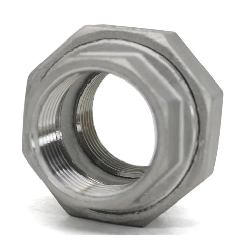 Close-up view of Heavy Duty SS304 Stainless Steel BSP Female Thread Union Coupling Pipe Fitting, 3/4 inch, leak proof.