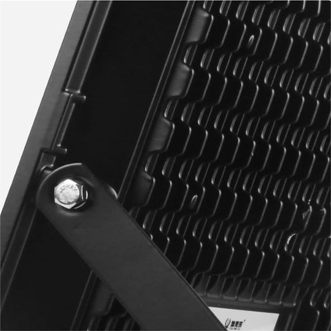 Close-up of the mounting bracket and cooling fins of the Led Flood Light, 10000Lm Waterproof Ip66, 3.5Cm Ultra-Thin Outdoor Sup.