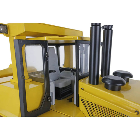 Scale 1 To 14 DXR2 Metal RC Hydraulic Bulldozer With Realistic Sound Module cockpit detail with visible interior seats