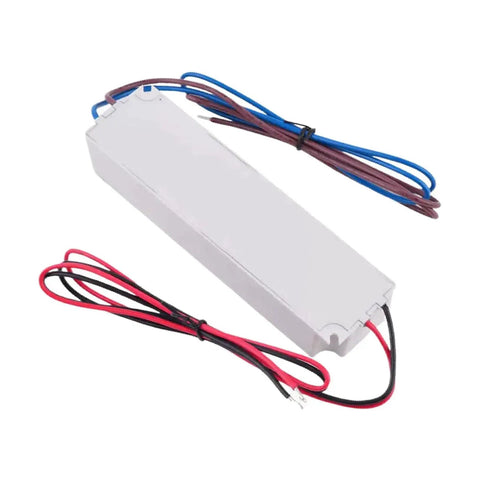 Rugged IP67 Waterproof LED Driver With 700 mA Constant Current For Outdoor Industrial Signage And Architectural Lighting Fully Sealed Enclosure Built To Weather Rain Dust And High Pressure Washdowns, white 148x40x30 mm unit with wired leads