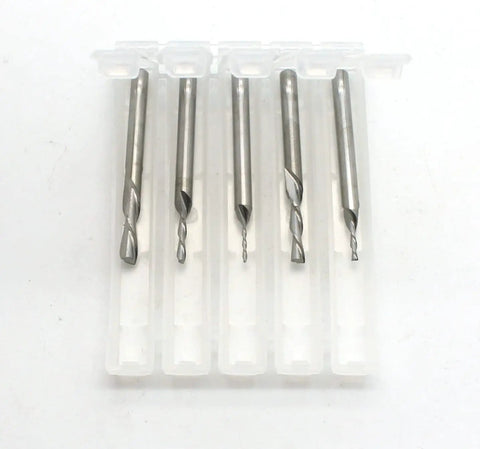 Knockout Carbide Downcut Router Bit Set Five Piece Woodworking Milling Tool For Slick Grooves Clean Edge Mortises And Slots With Durable One Eighth Shank Cutters, five metal router bits in clear case.