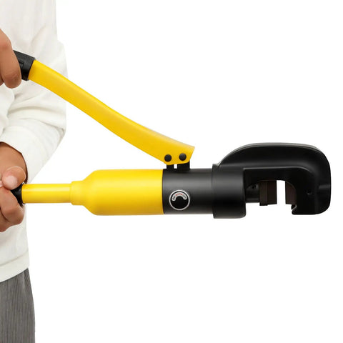 Heavy Duty 13 Ton Manual Hydraulic Rebar Cutter For Copper Wires And Cables Up To 22mm With Box held in hand, compact design.