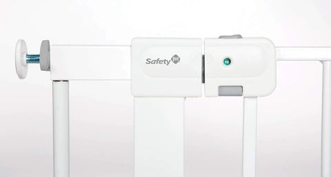 Close-up of No Sweat Easy Install Baby Gate For Doorways With Auto Close Magnetic Latch Pressure Mounted, white finish