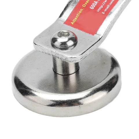 Heavy Duty Magnetic Welding Ground Clamp with Massive Suction Grip Rock Solid Copper And Iron Build For 60 KG Pull Force, close-up of strong magnetic base.