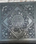 Intricate square cement mold with floral patterns, suitable for DIY Garden Walkway Paving Mold Reusable Cement Brick Square Stepping Stone Form For Patio Courtyard Paths Durable ABS Concrete Molding Tool Easy To Use Outdoor Pathway Kit For Yard Walks.