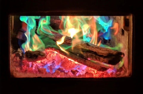 Color Changing Fire Packets For Campfires And Fire Pits, 50 Count, Pulsating Blues Greens Purples Reds create colorful flames