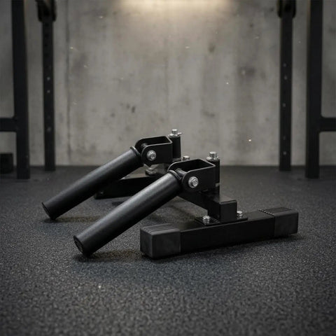 Fitness Training Bar With Cylindrical Handles And Rectangular Base For Strength Training And Weight Lifting Built As A Beefy Frame