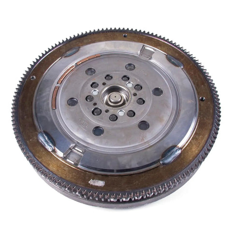 Heavy Duty Dual Mass Clutch Flywheel Replacement Fits 2004 Through 2005 Bmw 545i 645ci 4.4L V8 detailed view with gear teeth.