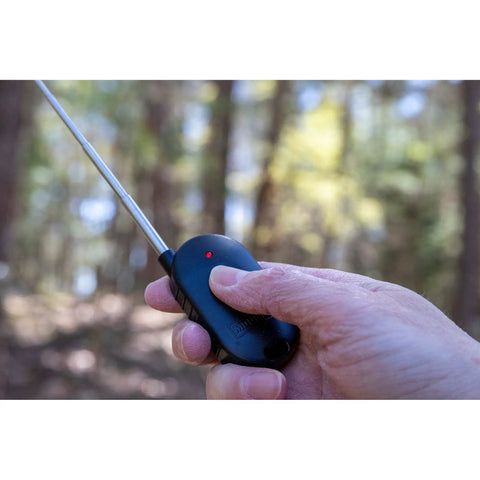 Rock-solid Moulrie Feeder Activator Remote Control Works With 6 Or 12 Volt Wildlife Feeders Reach Up To 300 Feet. Perfect For Hiking, Hunting Treestands Or Boat Piers. Keep Your Gear Silent And Spotless While You Scavenge Big Bucks From A Comfortable