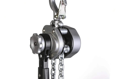 Close-up of Compact Half Ton Chain Lever Hoist Come Along With 1100 Lbs Capacity And 10 Ft Lift Chain, showing durable materials and design.