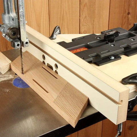 Must Have Jig With Fence System For Box Joints And Dovetails Includes Joint Templates And Instructional DVD Works With Routers