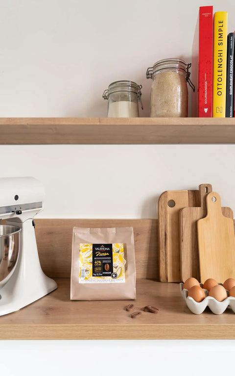 Creamy Milk Chocolate Feves For Baking 40 Percent Cacao No Fuss Melt And Temper Vanilla Malt Notes Pack of two 1kg bags