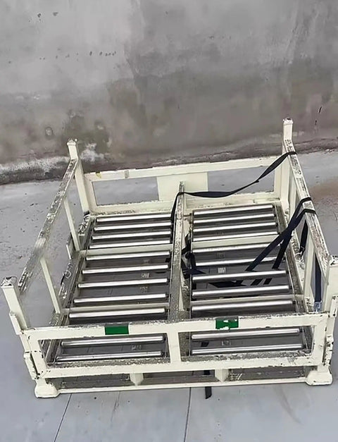 Heavy Duty 60cm Unpowered Roller Conveyor Belt With Jointable Discharge Slide For Rigs And Warehouses, Durable Stainless Steel Construction, MustHave Material Handling Solution For Bottled Goods Pallets And Plastic Drums. Front view of 60cm stainless steel roller conveyor