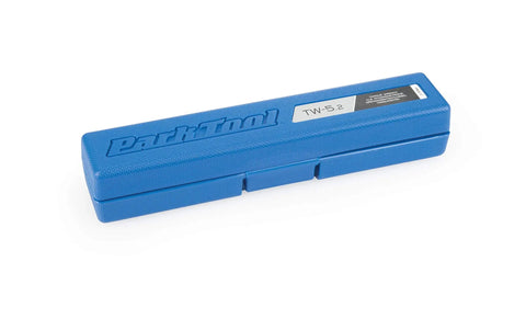 Blue storage case for Ratcheting Torque Wrench With A 2 To 14 Nm Range And 18 To 124 Inch Pounds Readout Three Eighth Inch Drive