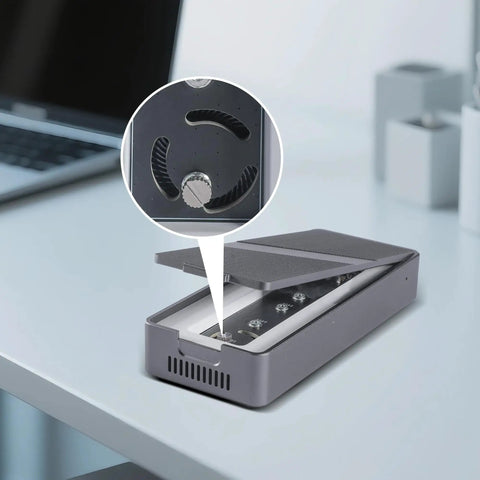 Sleek Plug And Play M.2 NVMe SSD Enclosure With Smart Cooling Fan And Transparent Back Plate for Thunderbolt 3 4 USB4 setup