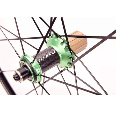 Rear hub detail of Ultra Light Carbon Wheelset For Road Racing 700C Front 100mm Rear 130mm V Brake Quick Release