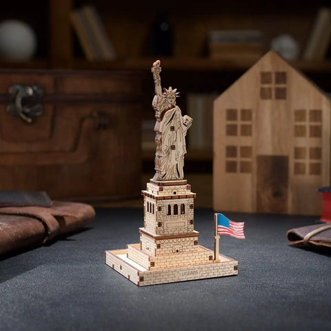 Statue Of Liberty 3D Puzzle Kit, 46 Piece Wooden DIY Model Stands 5.7 Inches, Easy Build No Glue Needed, World Cities Collection, Great Gift For Puzzle Buffs And History Lovers