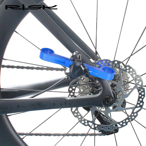 Bike Disc Brake Pad Spreader And Piston Reset Tool For Hydraulic Calipers, Universal Piston Alignment For Shimano Sram MTB Brakes in use