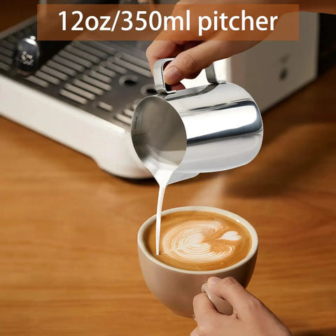 12 Oz 350 Ml Stainless Steel Espresso Milk Frothing Pitcher With Latte Art Pen For Home Barista Use pouring milk into coffee