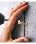 Person using Self Drilling Drywall Anchors Kit With 20 Spiral Wall Anchors 13x32mm Zinc Alloy Screws in a wall