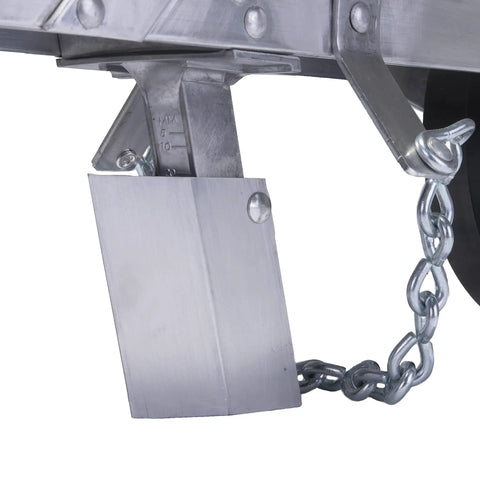 Close-up of the chain and mechanism on the Pro Grade Precision Garden Seeder With 7 Seed Plates For Home Gardeners, Sweet Corn Planter