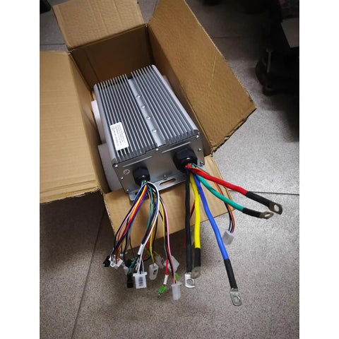 Beefed-Up Dual-Mode Brushless Controller For E-Bikes And Trikes, 1500W/1800W/2000W, 48V-72V, Junction Box Included, 30-Tube Design, Auto Phase Recognition, Smooth Start, Precise Braking And Steering Control, silver controller in box
