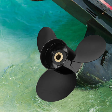 Aluminum Outboard Boat Propeller 14.5 Inch Diameter 19 Pitch 15 Spline Right Hand Rotation Fits Mercury And Mercruiser Alpha One 135 To 300 HP Hub Kit Included Replacement Prop For Two And Four Stroke Engines in water