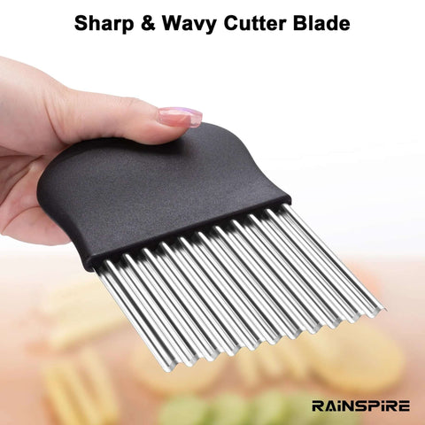 Rainspire crinkle cutter with black handle and stainless steel wavy blades for vegetables