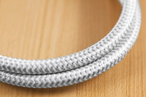 Close-up of white gray chevron braided cord from 5 Pack 3 Outlet Power Strip With Surge Protection Grounded Flat Plug 6 Inch Designer