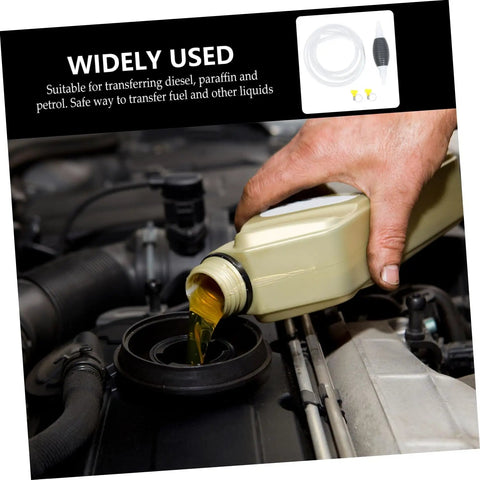 Easy Peasy Manual Transfer Pump Kit - Hand Operated Siphon Pump With Hose For Liquid Transfer, Ideal For Cars And Boats, Emergency Use, Compatible With Gasoline And Water, Spill-Free And Durable, hand pouring oil into engine