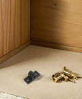 Black 10 Pack Aluminum Profile Corner Brackets For Extrusion Frames on carpet with coordinated screws