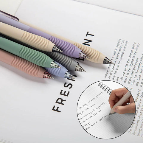 Close-up of Gel Pen Set With 0.5mm Fine Point Black Ink For Smooth Retractable Writing Perfect For Office And School 12 Count