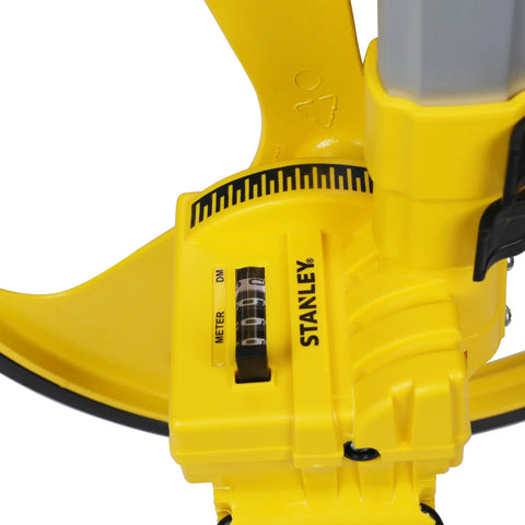 Heavy Duty Gear Driven Measuring Wheel With Tough Plastic Housing And Five Digit Counter Built Like A Tank With Quick Fold Handle And Kickstand Diecast Aluminum Wheel Aces Road Layouts Mw40M close-up of gear counter and measurement markings